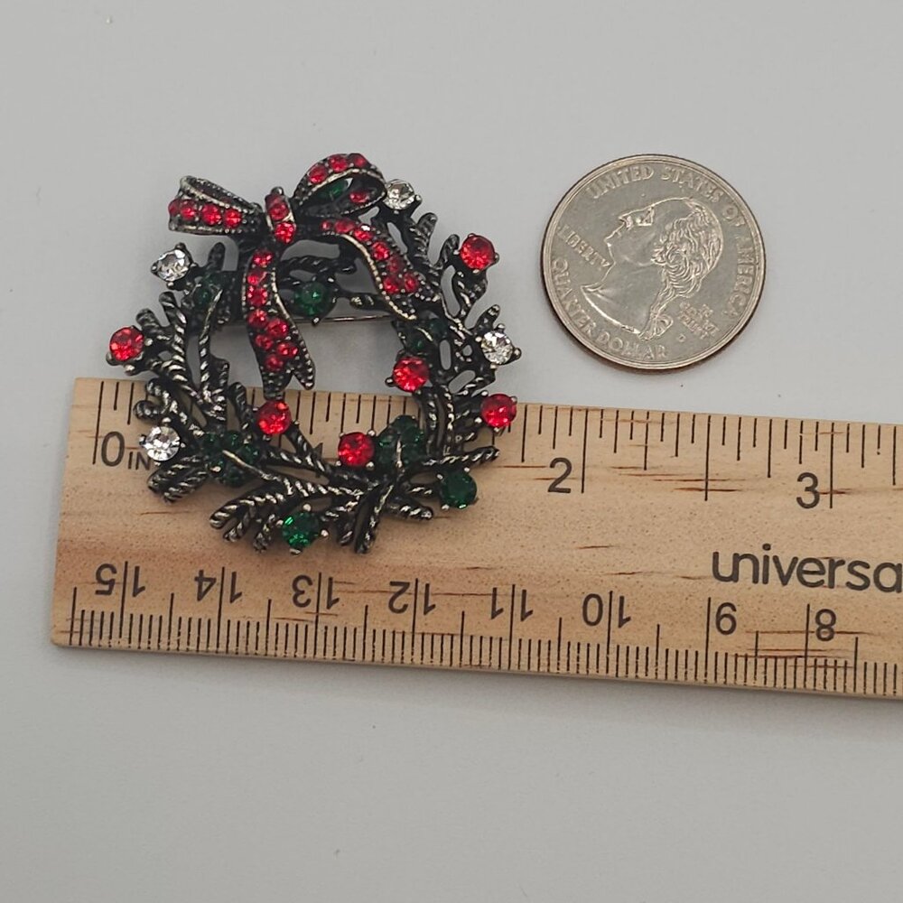 VTG Christmas Brooch 2PC Set Dark Silver Tone Red Green Tree Wreath Holiday Joy - Picture 3 of 16
